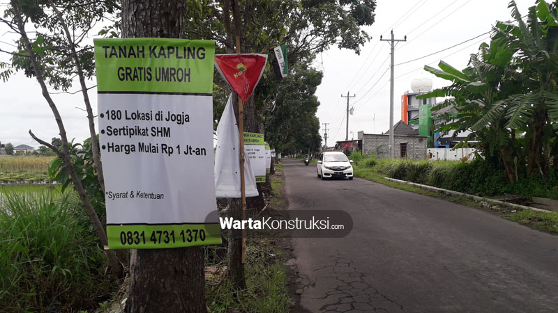 banner+melanggar+aturan+bertebaran+di+Sleman