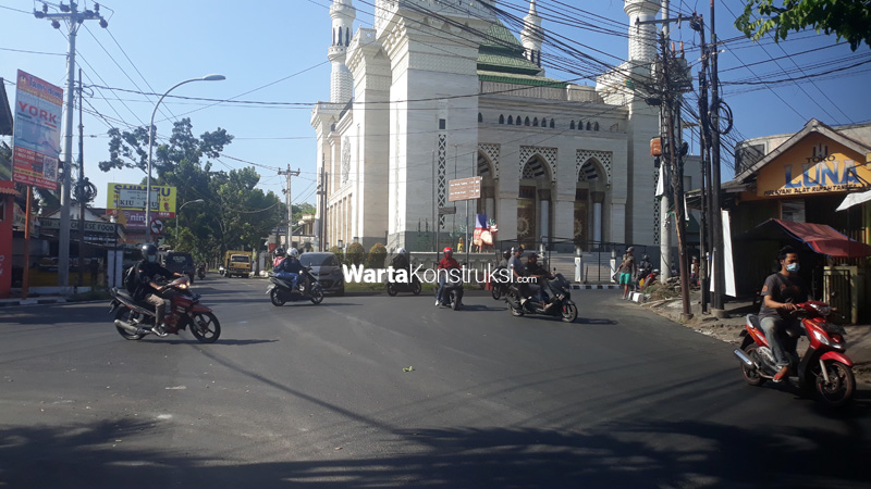 Simpang+Masjid+Suciati+Butuh+APILL