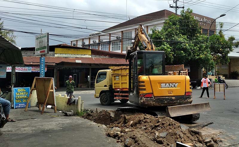 perbaikan+jalan+Dayu+-+Krapyak