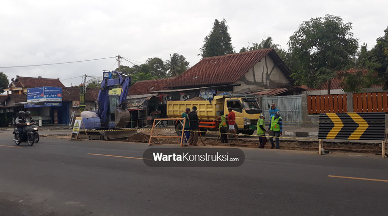 Proyek+Klodran+lamban