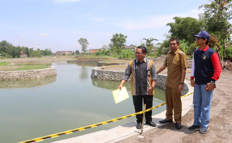 Wali+Kota+Yogyakarta+meninjau+embung+Giwangan